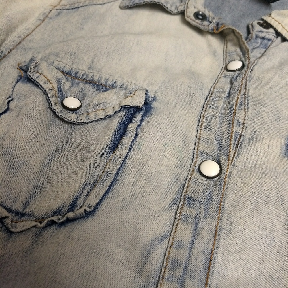 Washed out button up - Picture 4 of 4